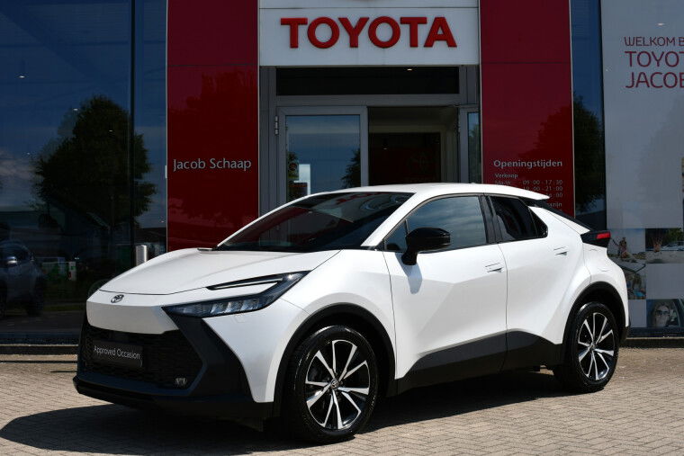 Foto van Toyota C-HR 1.8 Hybrid 140 Dynamic Limited Automaat 140pk