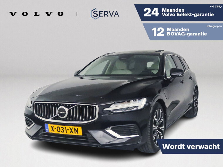 Foto van Volvo V60 T6 Plug-in hybrid AWD Ultimate Bright | SOH 95% | Panoramadak | Parkeercamera | Harman Kardon | Head-up display | Stoel- en stuu