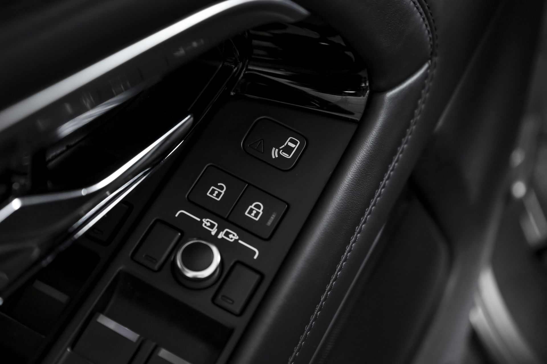 Land Rover - Range Rover Evoque