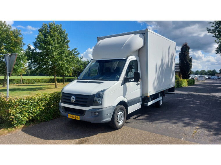 Foto van Volkswagen Crafter 35 2.0 TDI L2H1