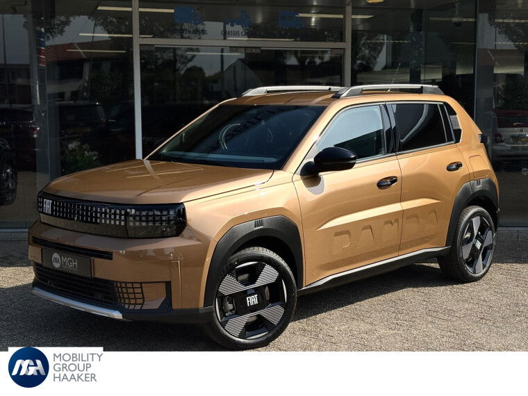Foto van Fiat Grande Panda La Prima 7.4 kW 44 kWh