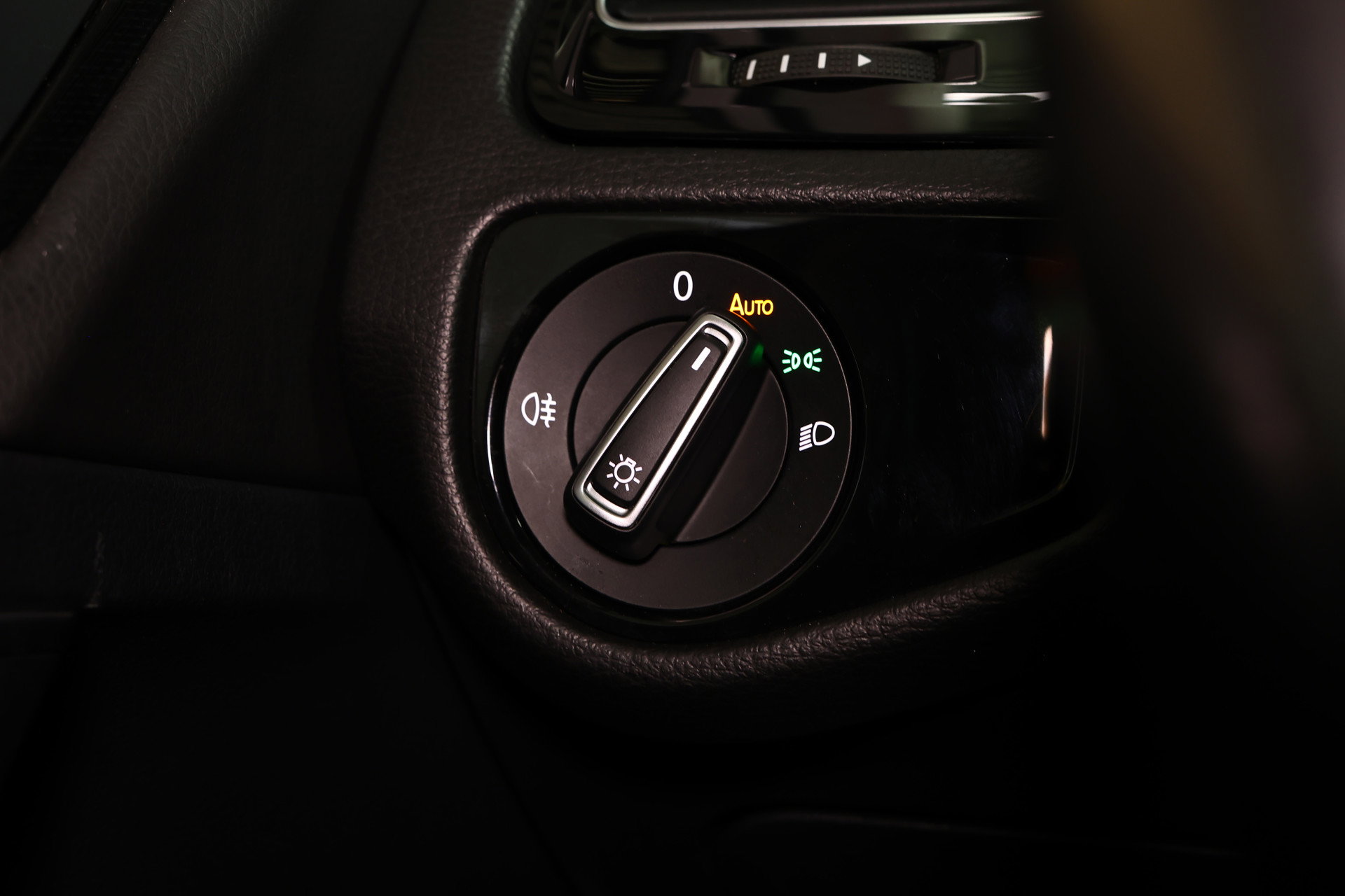 Volkswagen Variant 1.4 TSI Highline AUTOMAAT PANORAMADAK NAVI CARPLAY STOELVW "17 - foto 17