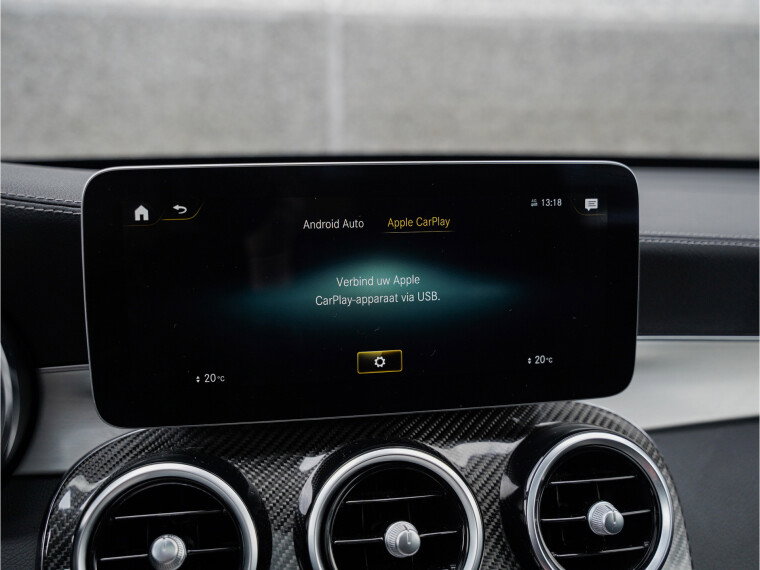 Apple Carplay/Android Auto