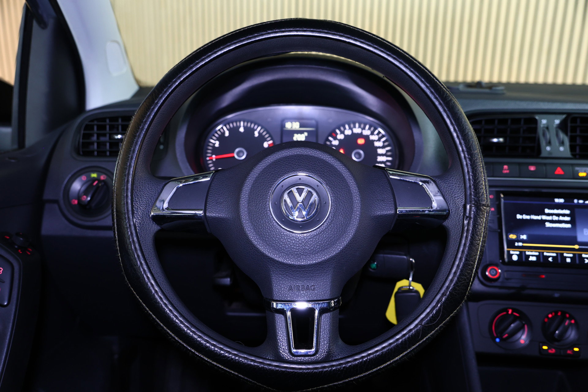 Volkswagen 1.2 comfortline AVM CARPLAY AIRCO BLUETOOTH AUX '11 - foto 23