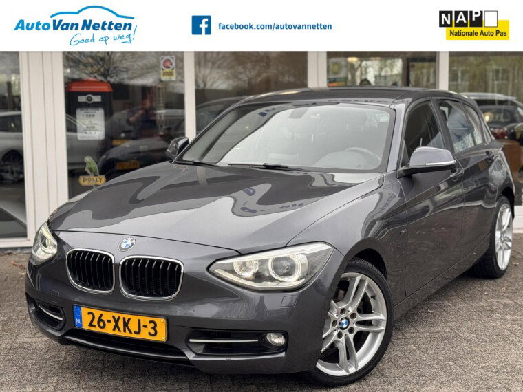 Foto van BMW 1 Serie 118i Sport Line