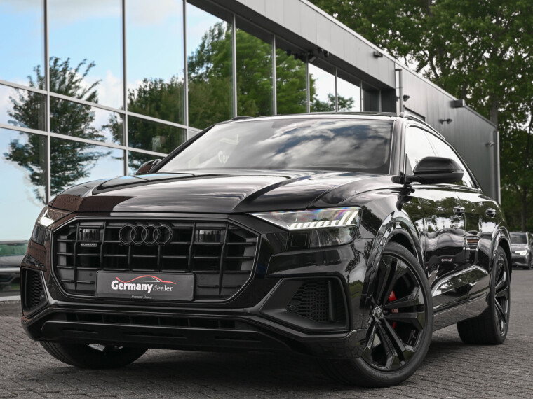 Audi Q8 55TFSI 340PK V6 Quattro S-Line Black Optic