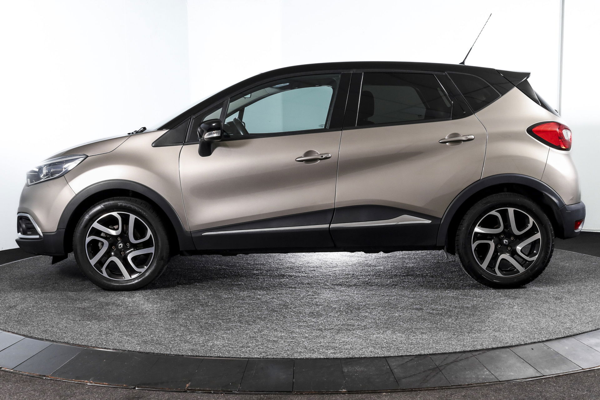 Renault - Captur