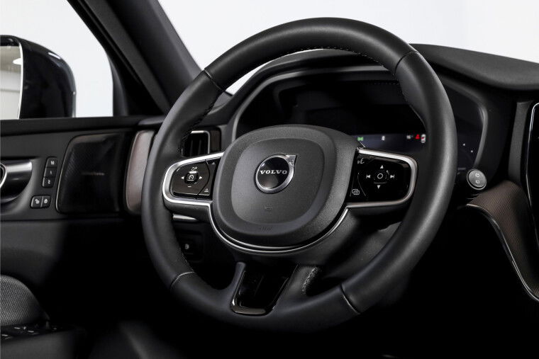 Volvo - XC60