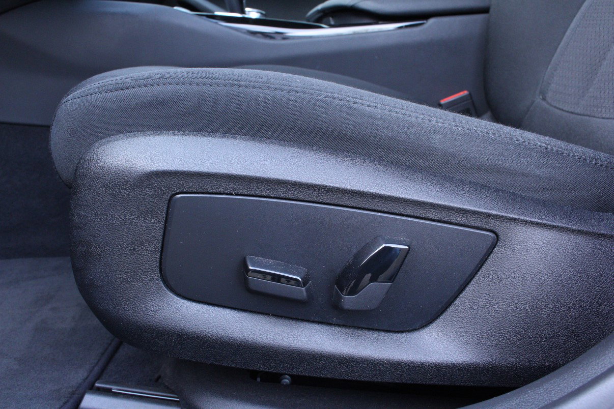 BMW Touring 520i Executive NAVI AVM LED STOELVW CAMERA LED '18 - foto 14