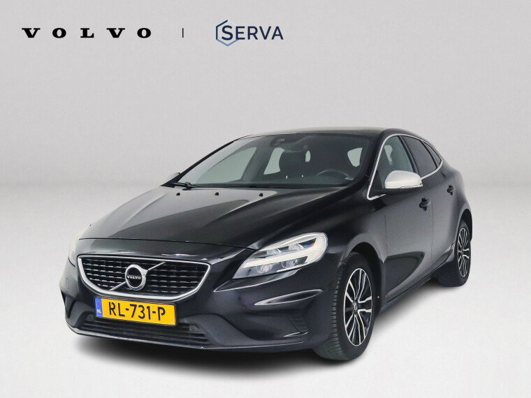 Foto van Volvo V40 D3 Business Sport | Panoramadak | Parkeercamera | Stoelverwarming | Cruise control