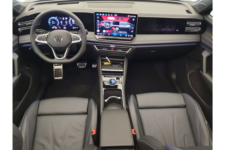 Volkswagen Tiguan 1.5 eHybrid 272pk DSG/AUT R-Line Wegklapbare trekhaak, Panoramadak, Harman/Kardon, Leder