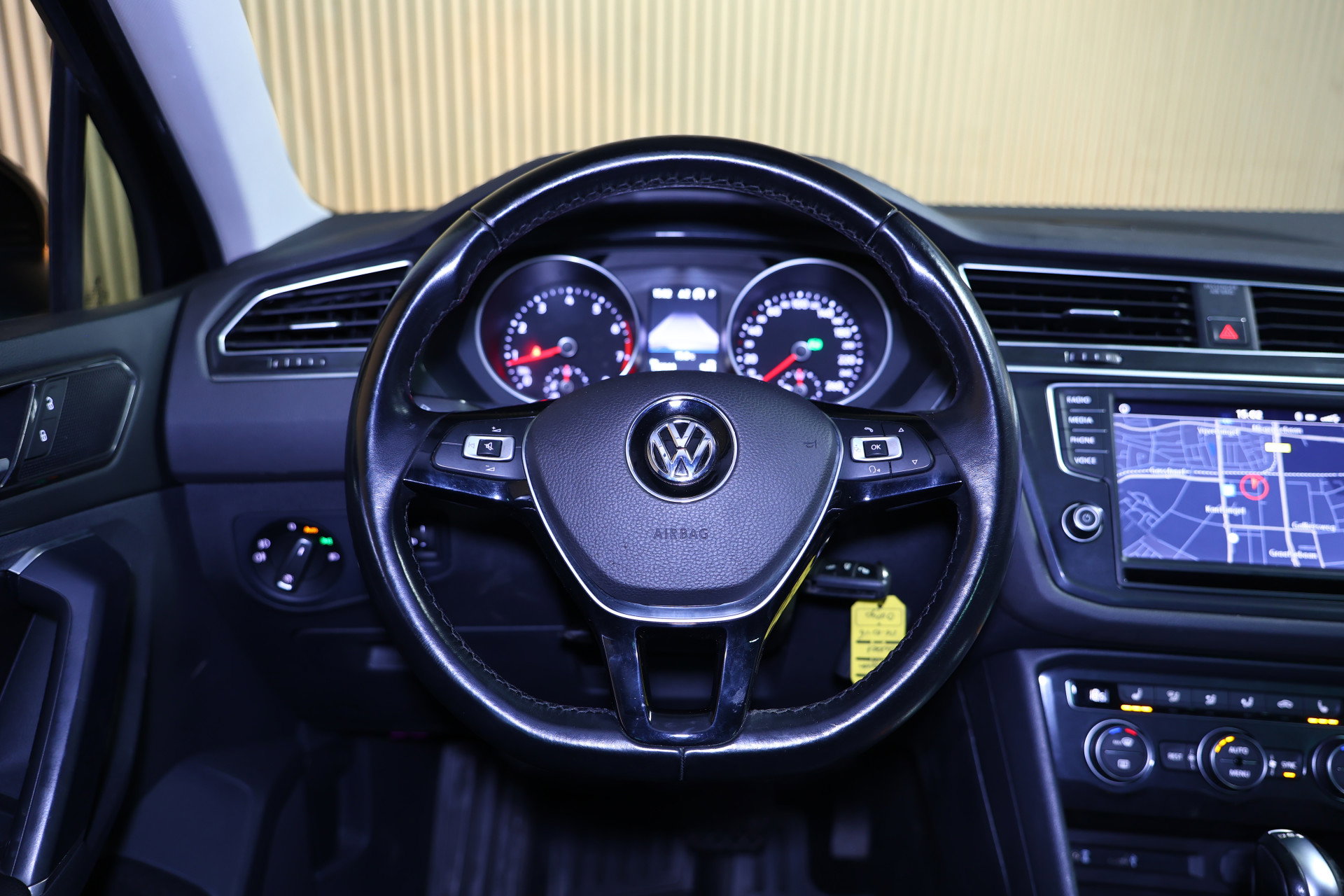 Volkswagen 1.4 TSI ACT Highline SPORTLEDER CARPLAY NAVI CLIMA PDC LANE EL.STOEL+VW MEMORY '16 - foto 30