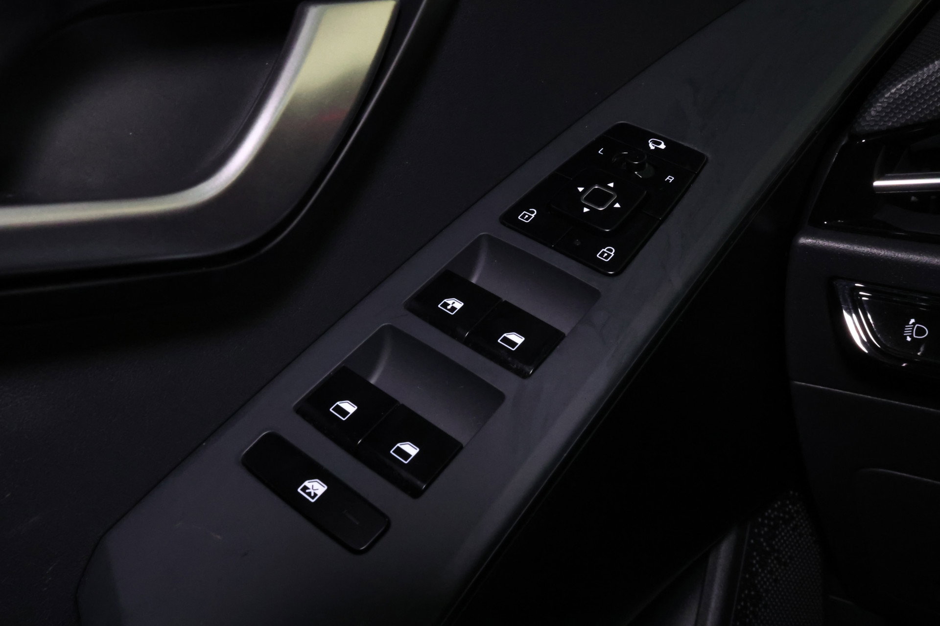 Kia 1.6 GDi Hybrid DynamicLine AVM NAVI LANE CAMERA PDC CLIMA DAB "23 - foto 11