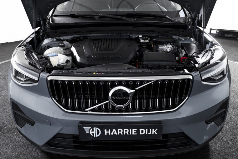 Volvo - XC40