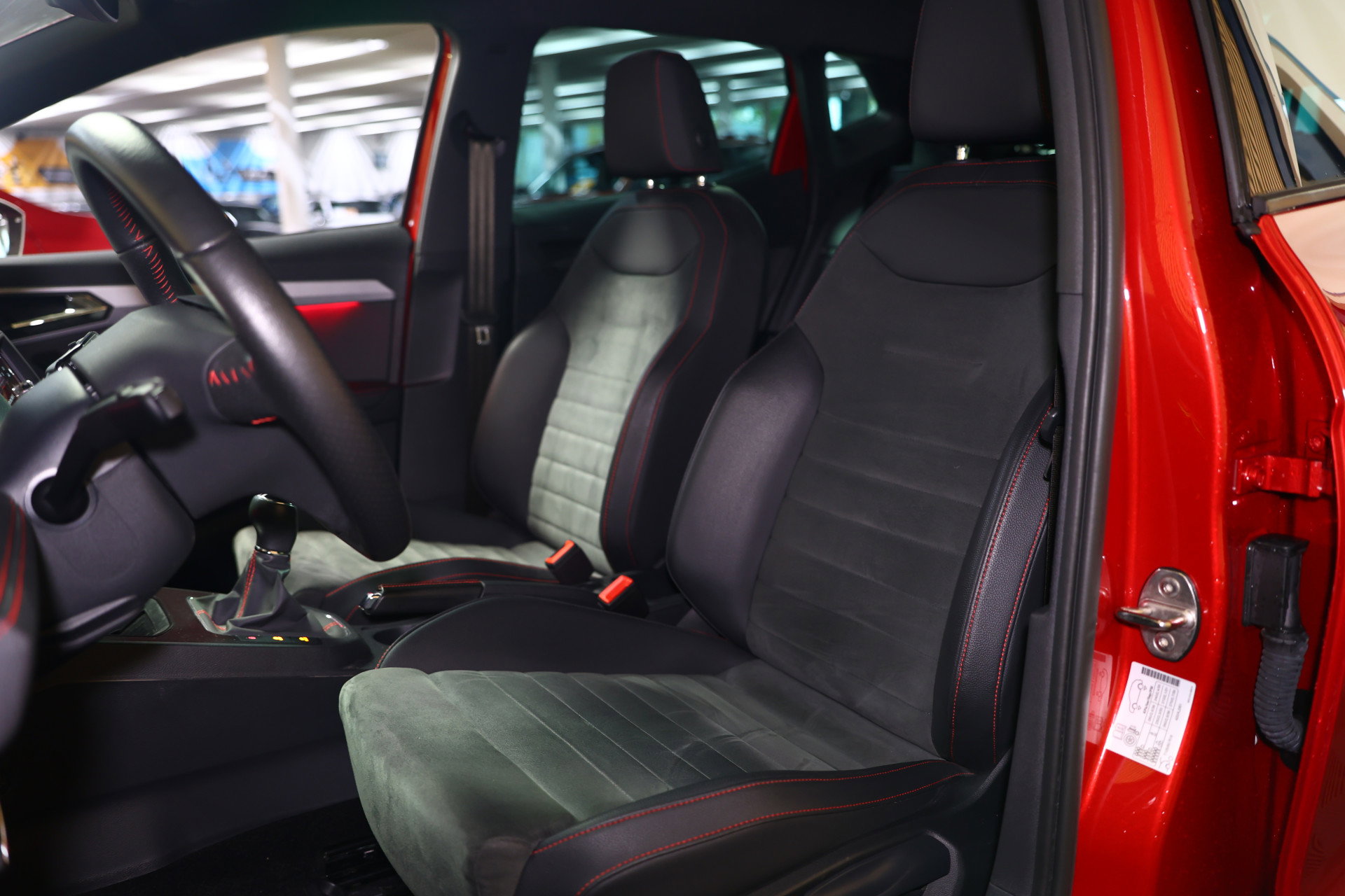 SEAT 1.0 TSI FR TOPSTAAT NAVI en Top KM 36000 2019 - foto 14
