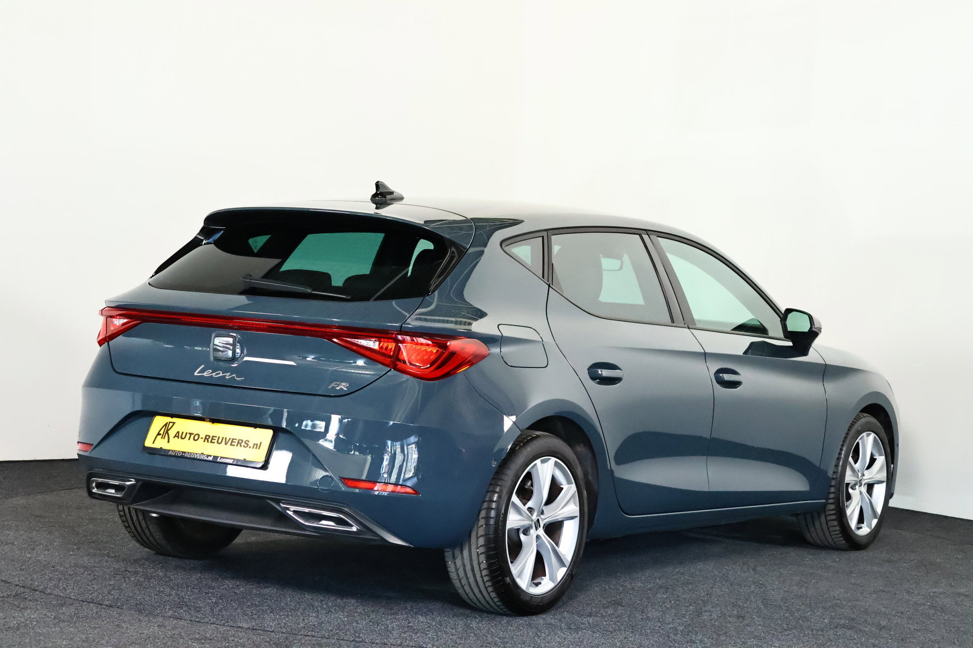 SEAT León