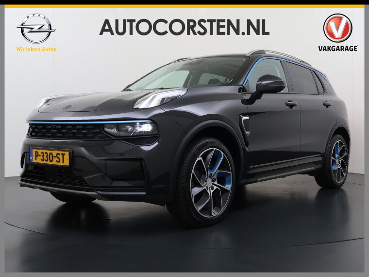 Foto van Lynk & Co 01 PHEV 261pk AUT-7 PanoDak 20"lm Trekhaak 360°Camera Apple Carplay Android Auto Adap.Cruise Navi Pdc Ecc Keyless Led Plug-In Hybrid