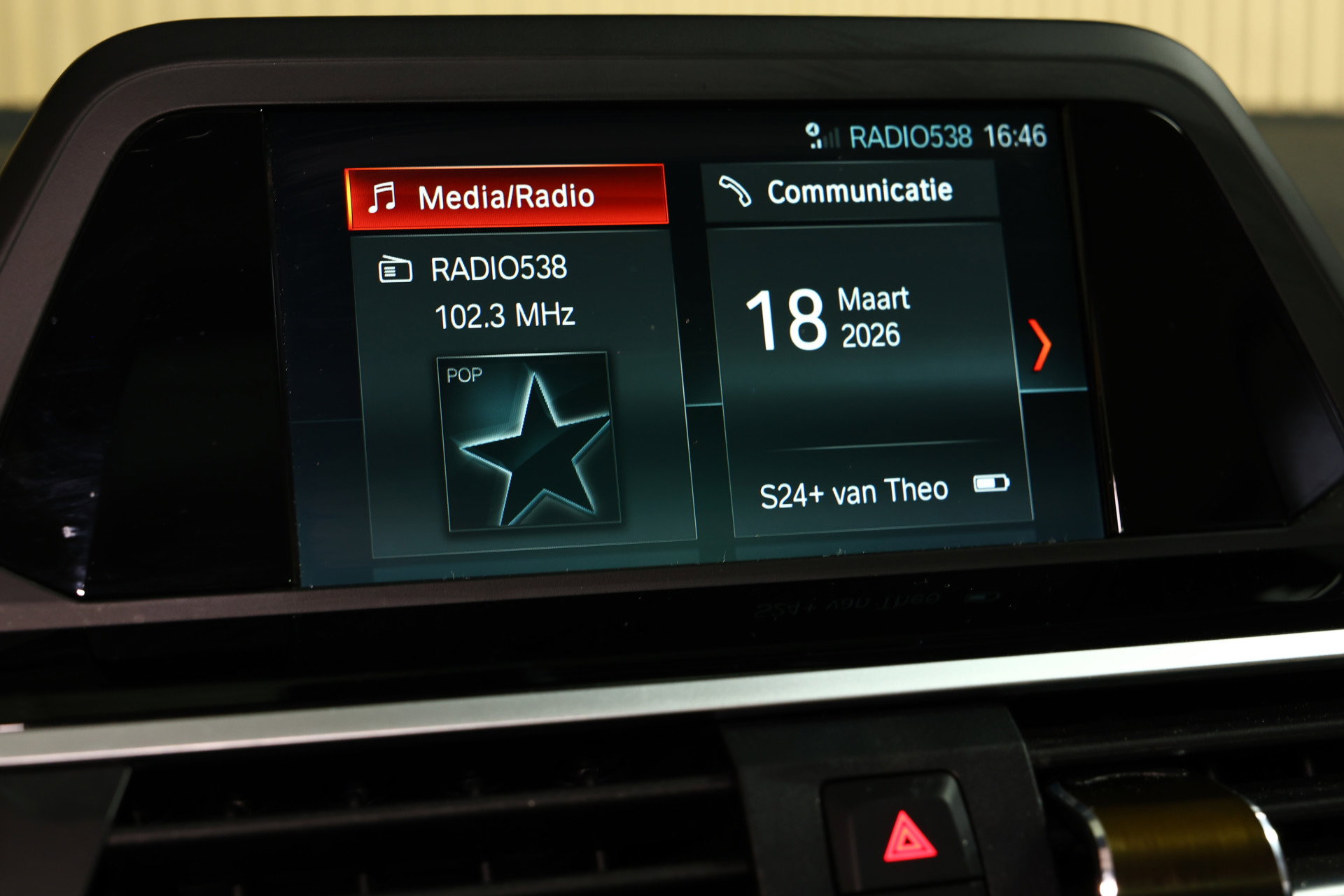 BMW xDrive20d AUT Executive PANO LEDER NAV FULL-LED PDC "18 - foto 18