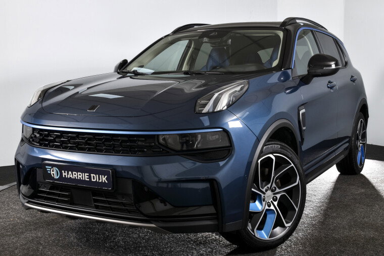 Lynk & Co - 01