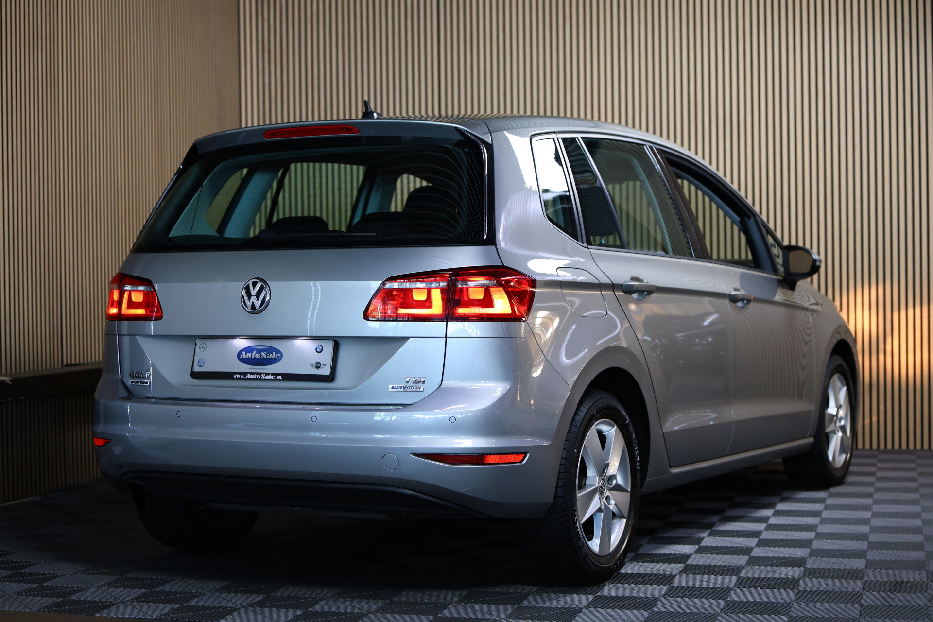 Volkswagen 1.2 TSI AVM Business Edition Connected AIRCO CRUISE AUX PDC STOELVW"17 - foto 3