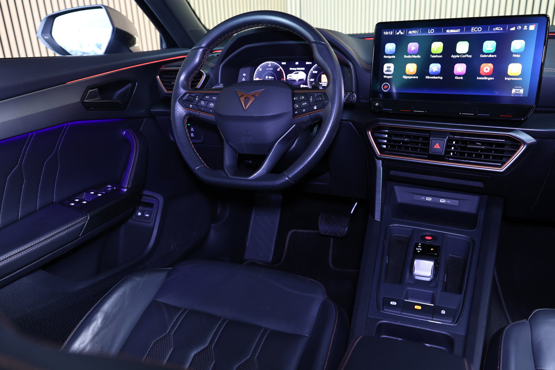 CUPRA 1.4 e-Hybrid Adrenaline AVM CARPLAY NAVI PANO MEMORY VIRTUAL CAMERA SFEER "23 - foto 36