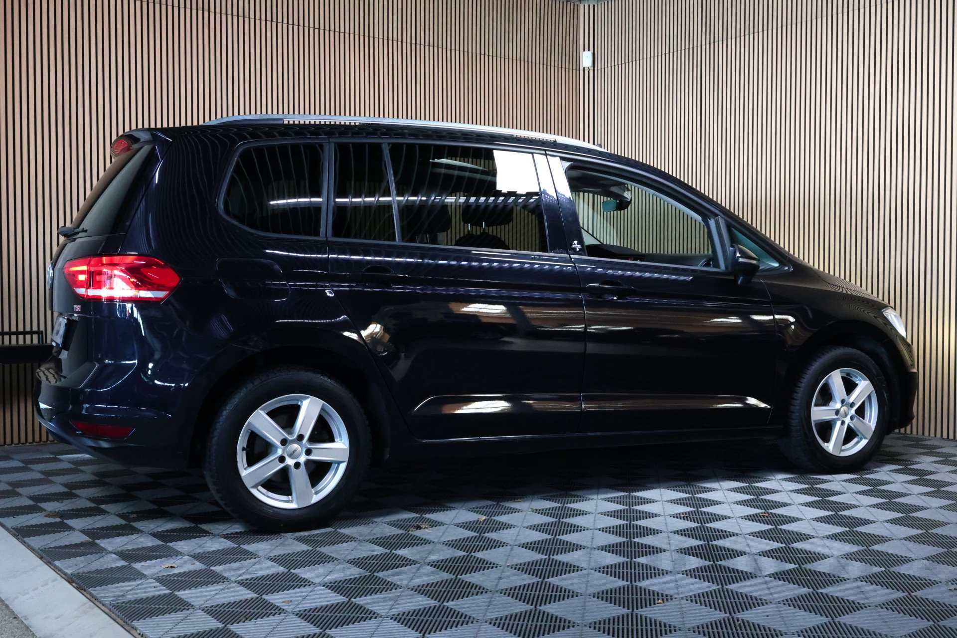 Volkswagen 1.4 TSI Highline Automaat Panodak Navigatie LED 2017 - foto 7