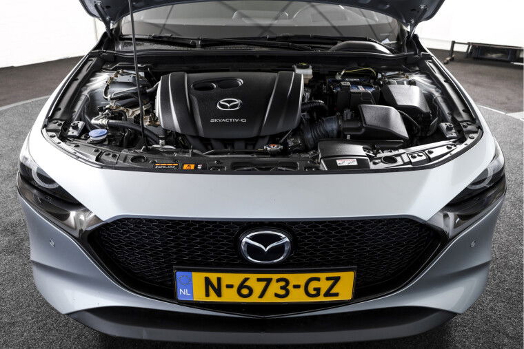 Mazda - 3