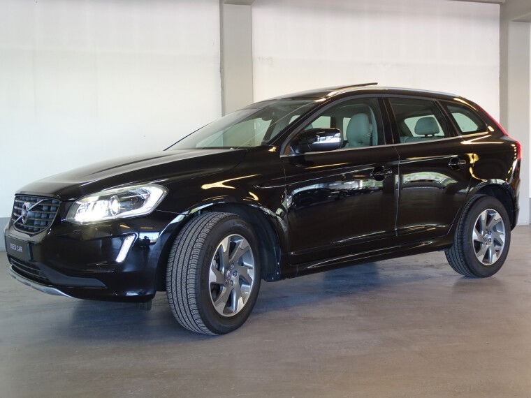 Foto van Volvo XC60 2.0 T5 FWD Ocean Race | Trekhaak | Panoramadak
