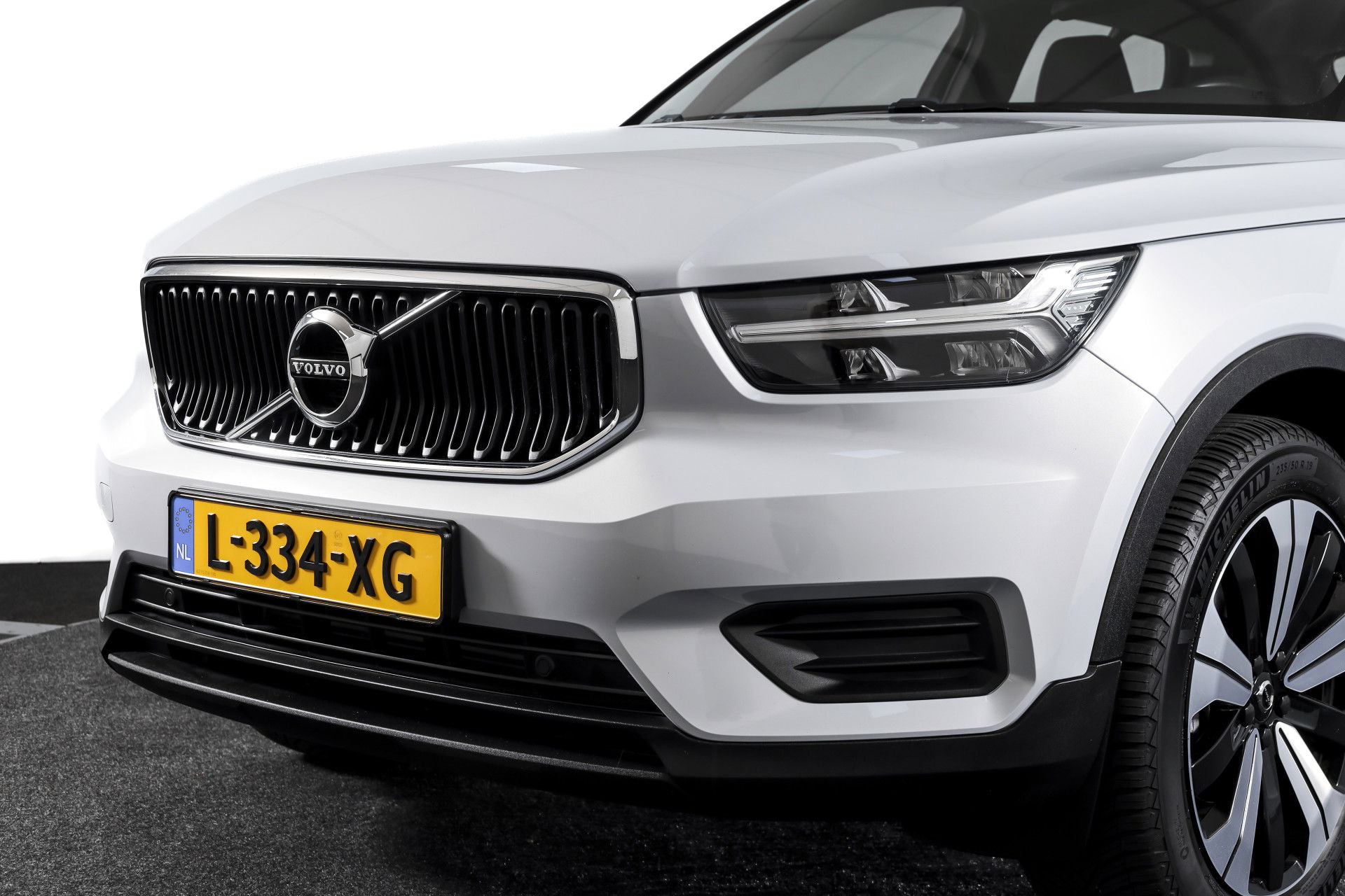 Volvo - XC40