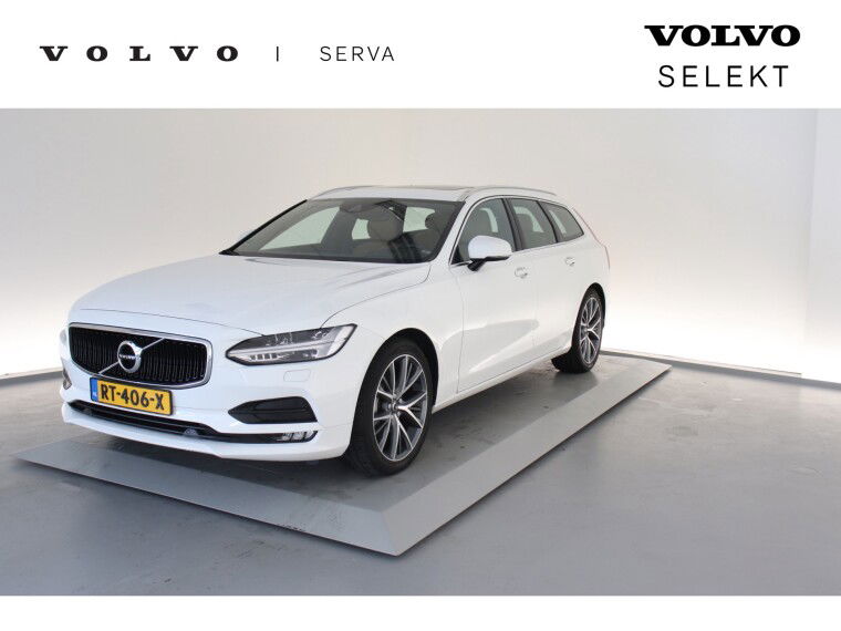 Foto van Volvo V90 D3 Momentum Automaat