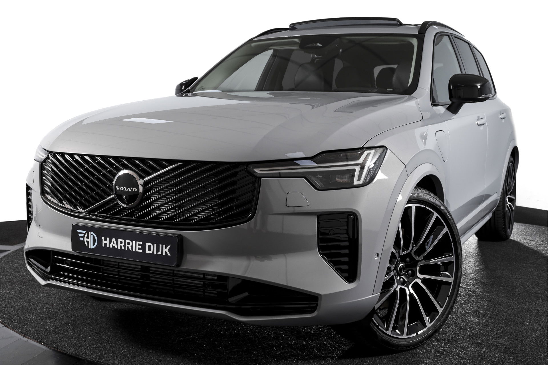 Volvo - XC90