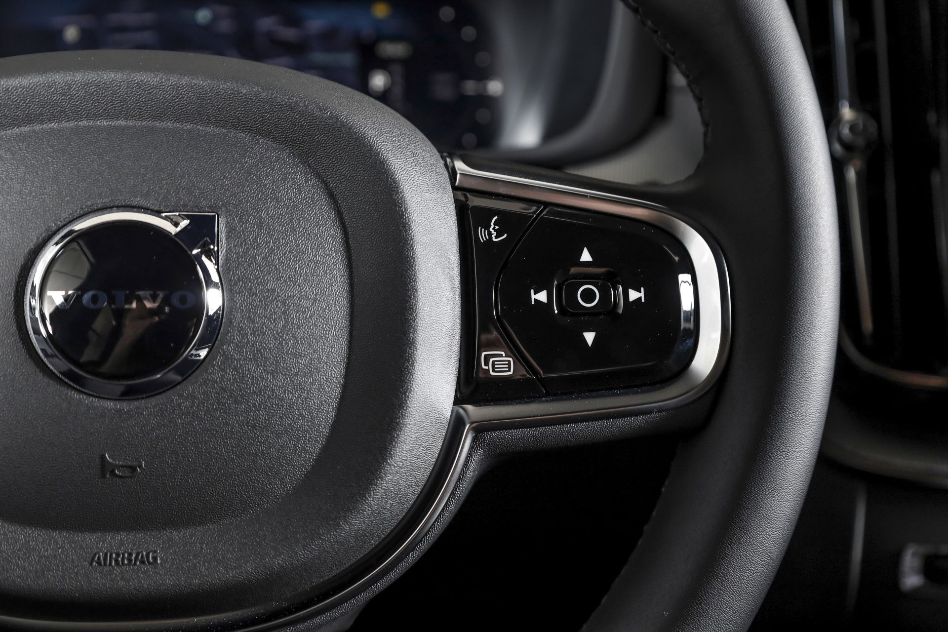 Volvo - XC60