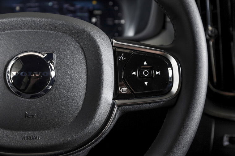 Volvo - XC60