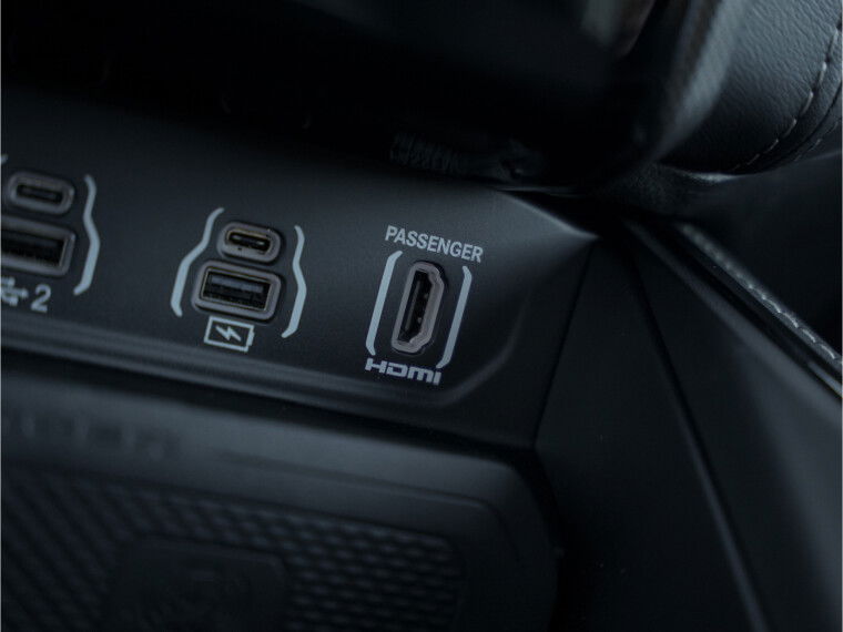 Meerdere USB & USB-C aansluitingen