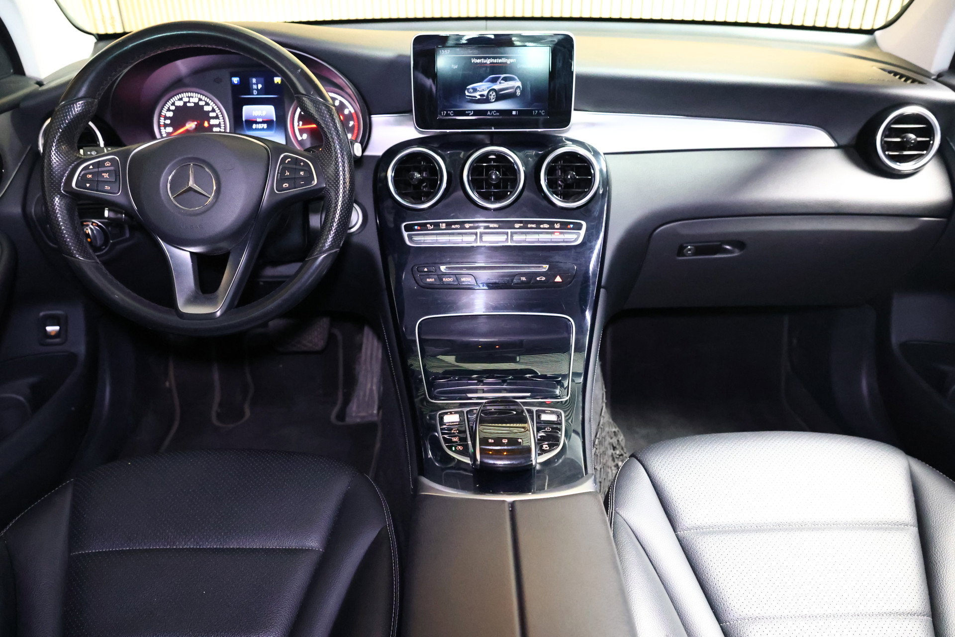 Mercedes-Benz 250 4MATIC Sport Edition Premium Plus NAVI CLIMA CAMERA BT LED '16 - foto 2