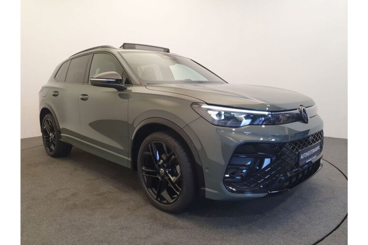 Volkswagen Tiguan 1.5 eTSI 150pk DSG/AUT R-Line Wegklapbare trekhaak, Panoramadak, ACC