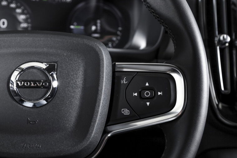 Volvo - XC40
