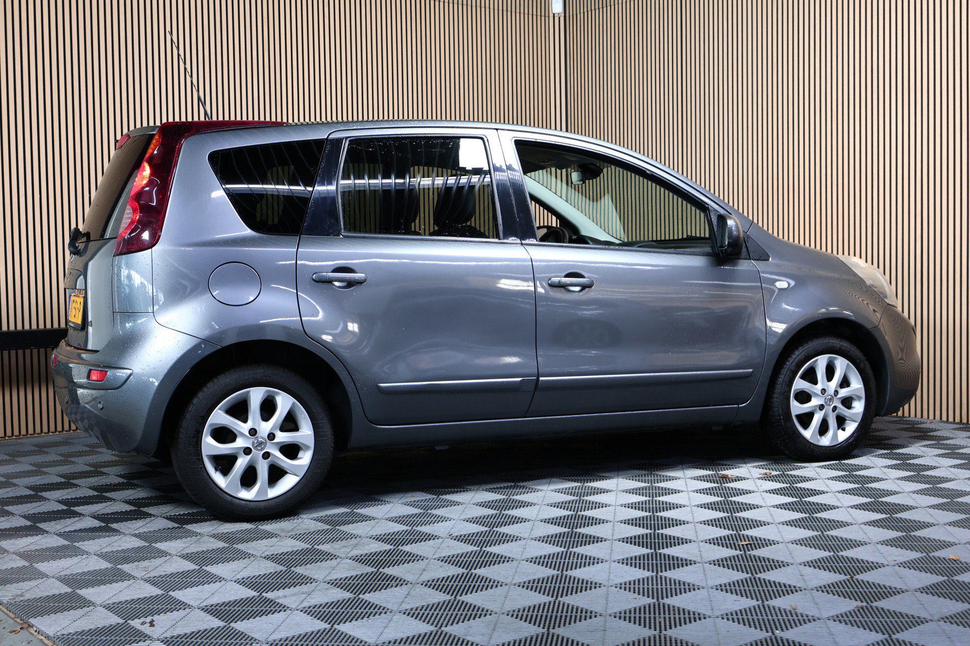 Nissan 1.6 Connect Edition AUTOM NAVI AIRCO CRUISE BT "12 - foto 6