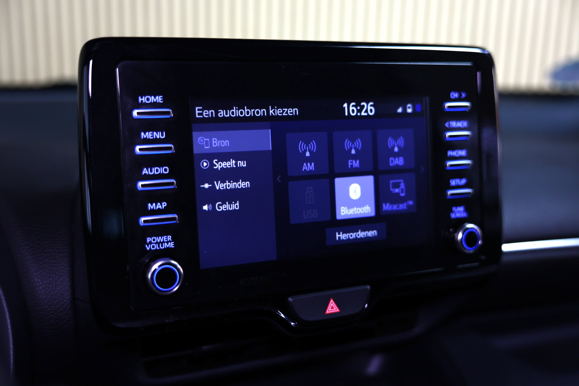 Toyota 1.5 Hybrid Business Plus AUTOM CLIMA CAMERA CRUISE CARPLAY LANE STOELVW '23 - foto 19