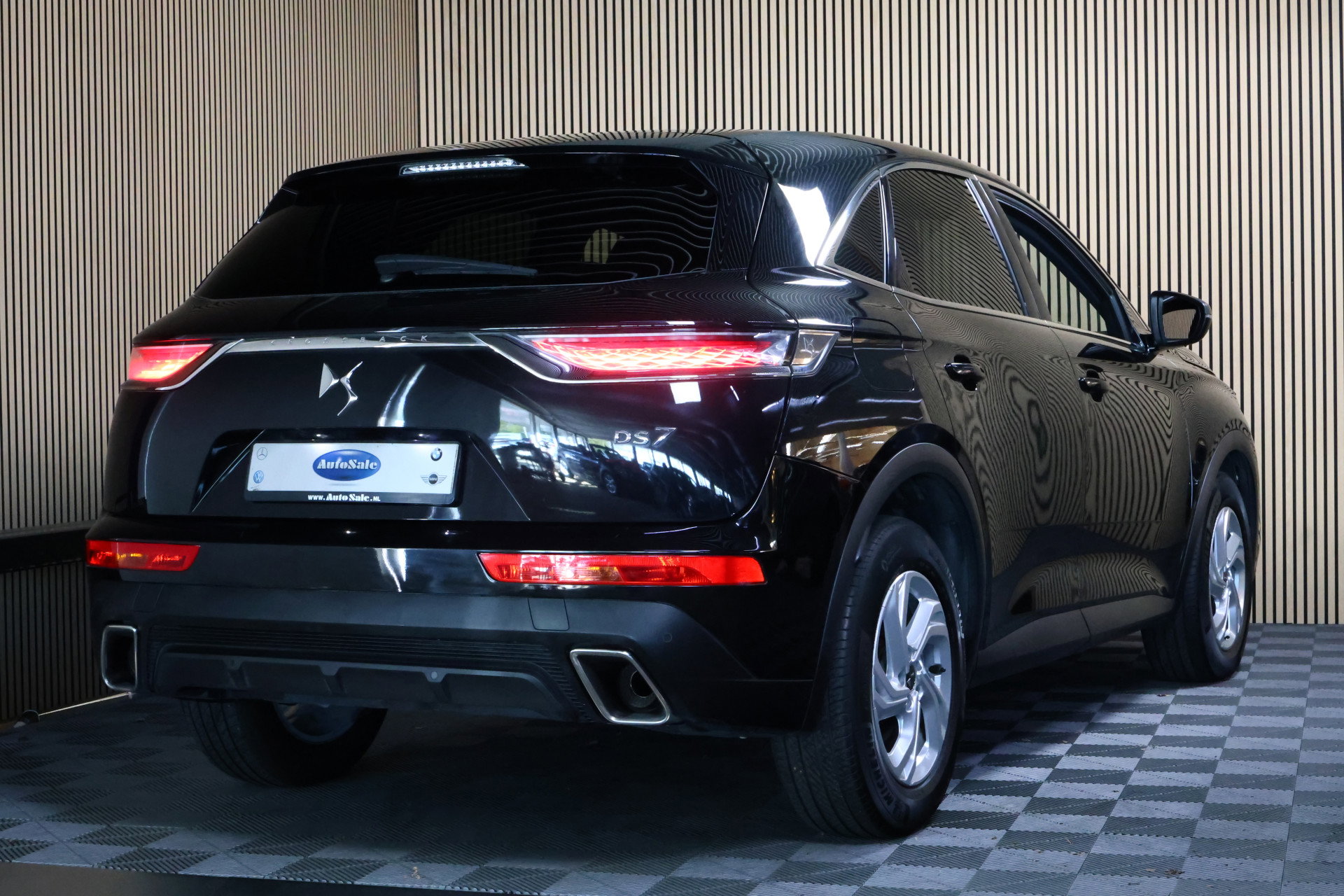 DS Crossback 1.6 PureTech Be Chic AVM AUTOM NAVI CLIMA CARPLAY CRUISE '20 - foto 3