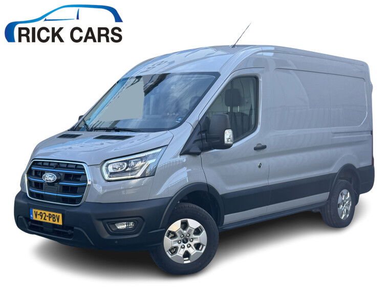 Foto van Ford E-Transit 350 L2H2 270PK Trend 68 kWh 317 KM WLTP