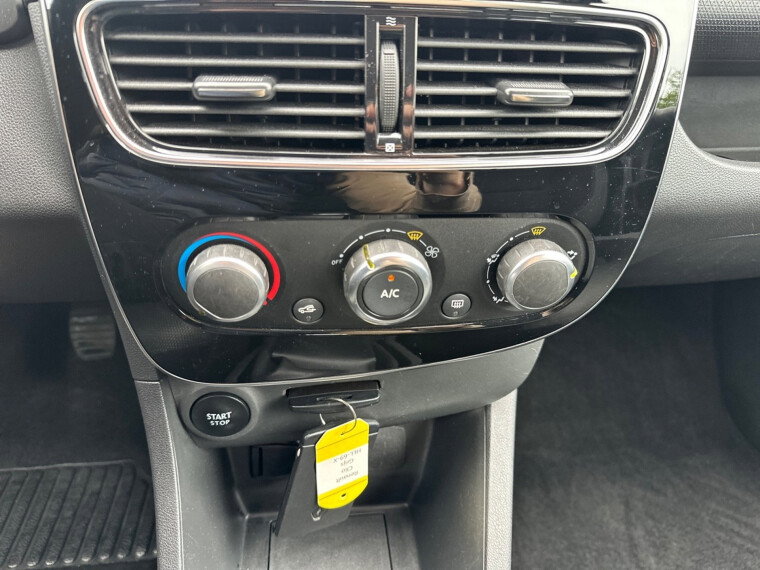 Renault - Clio