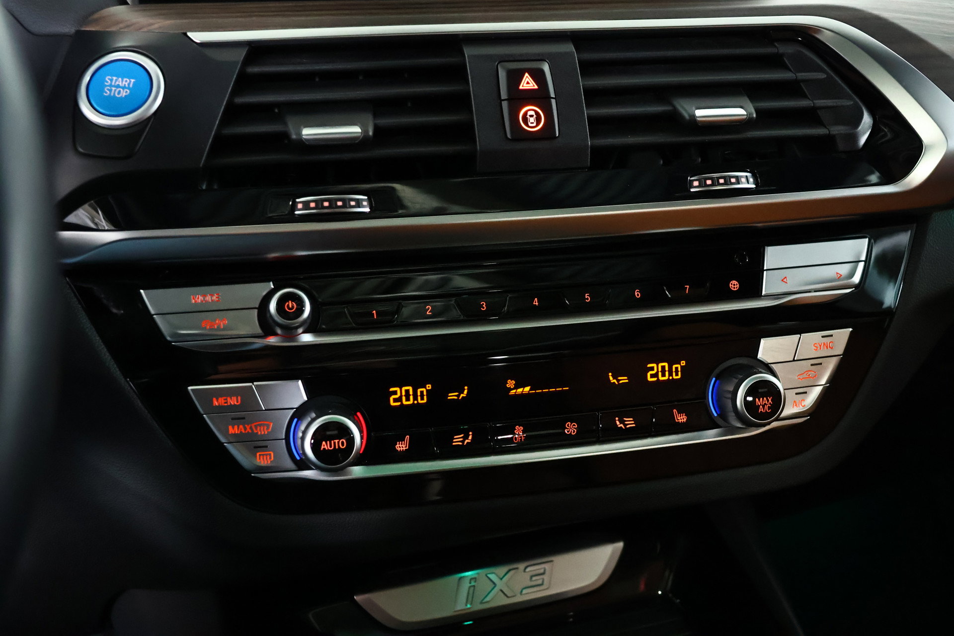 BMW iX3