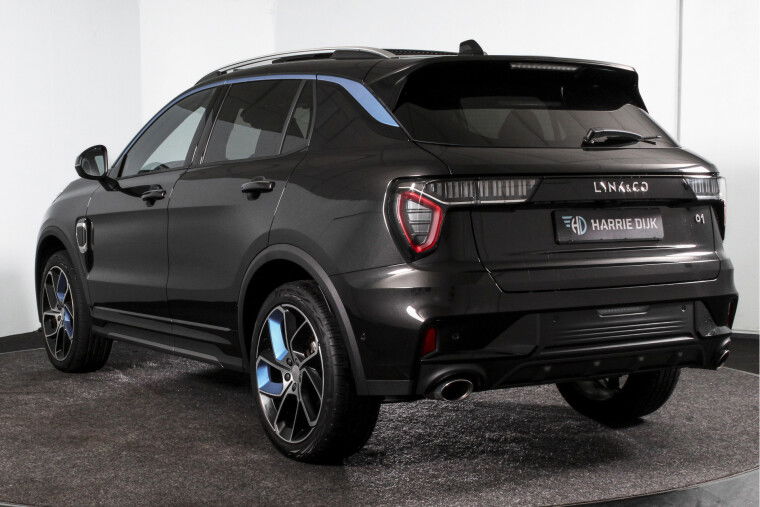 Lynk & Co - 01