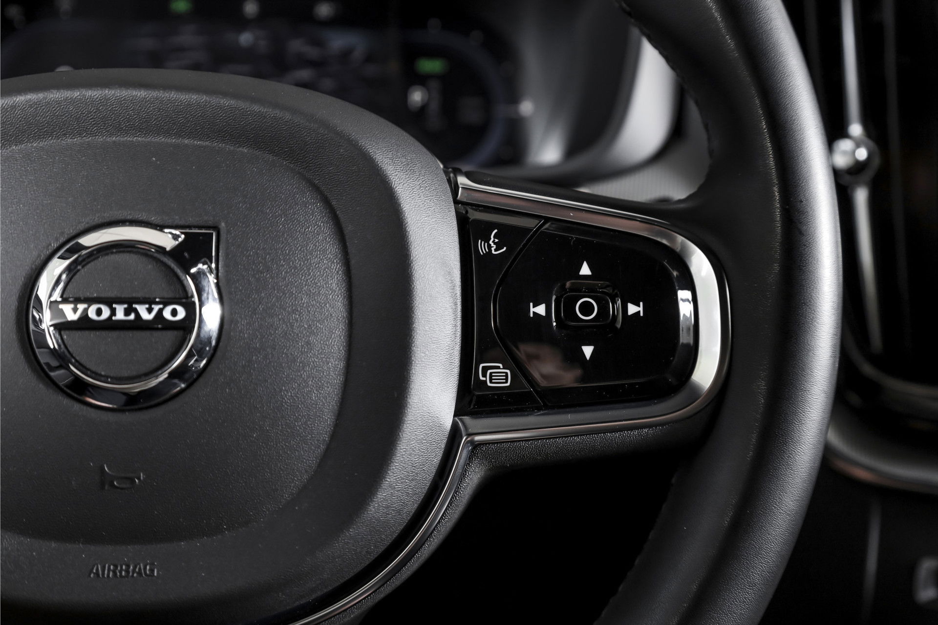Volvo - XC60