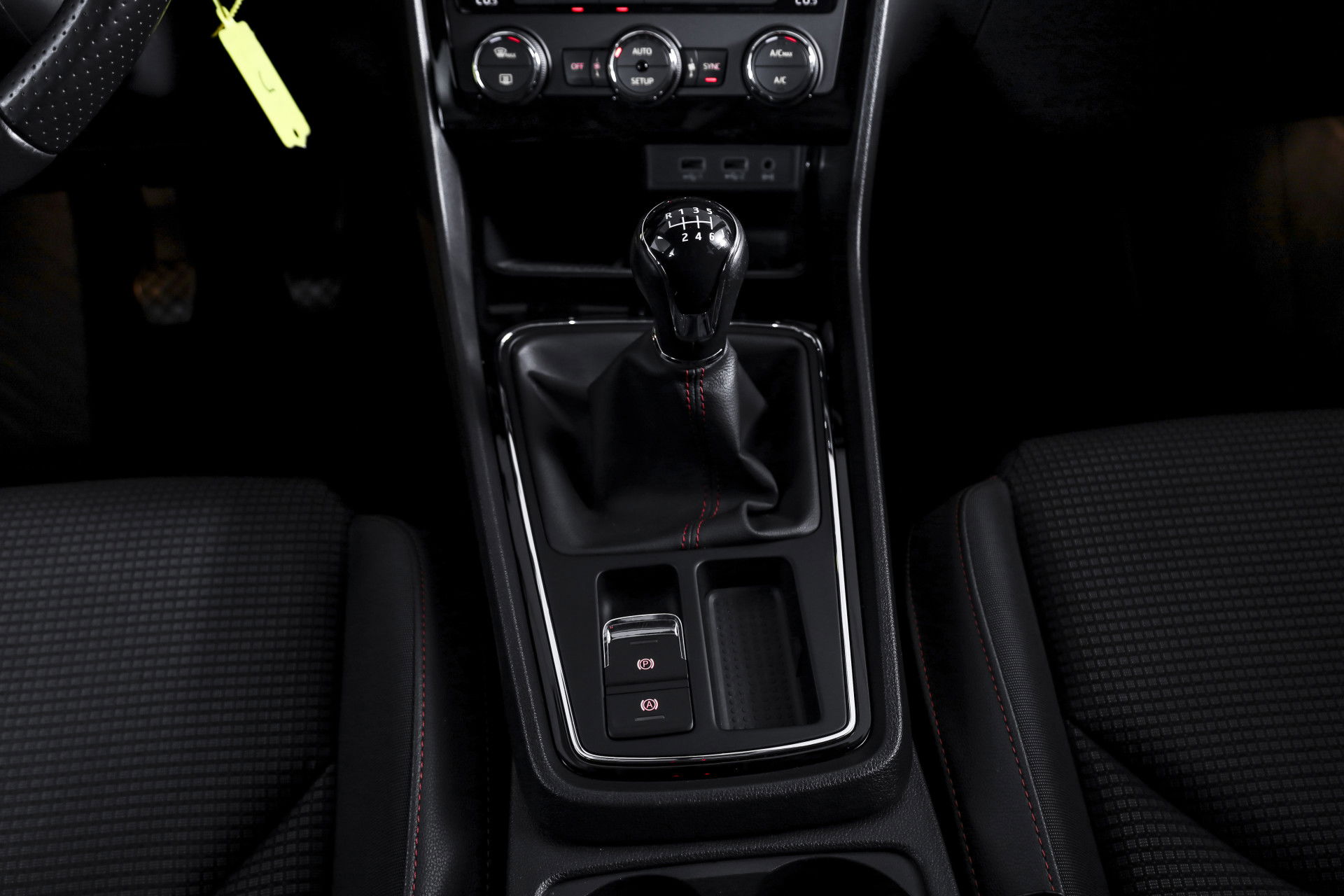 SEAT - Leon