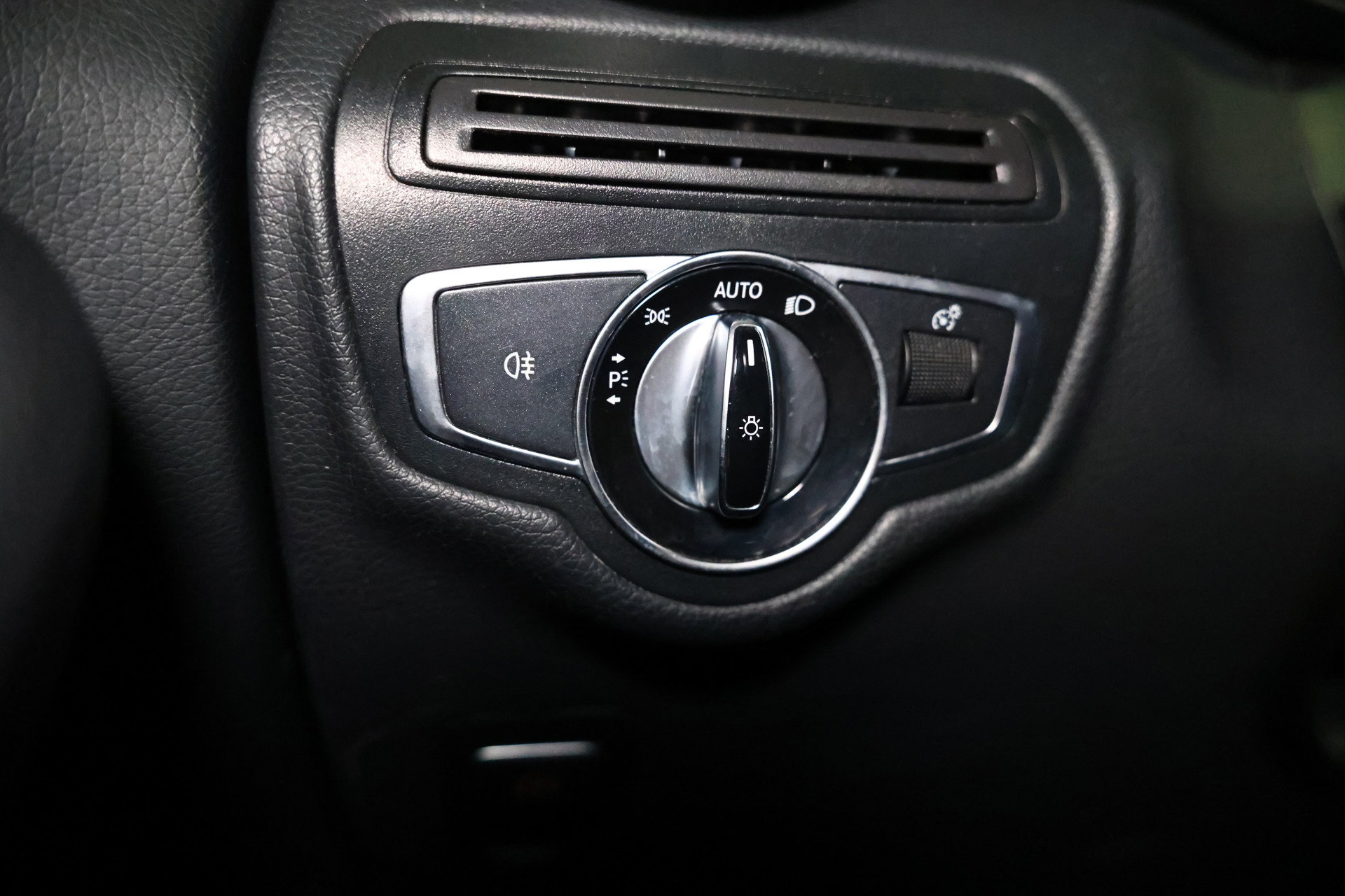 Mercedes-Benz 250 4MATIC Sport Edition Premium Plus NAVI CLIMA CAMERA BT LED '16 - foto 12