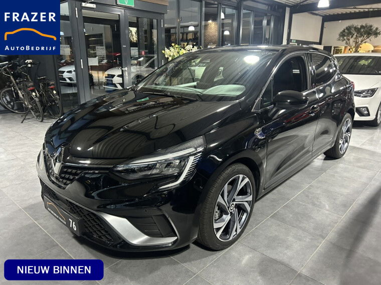 Foto van Renault Clio 1.3 TCe R.S. Line / LED / CARPLAY / FULL OPTION / RIJKLAAR