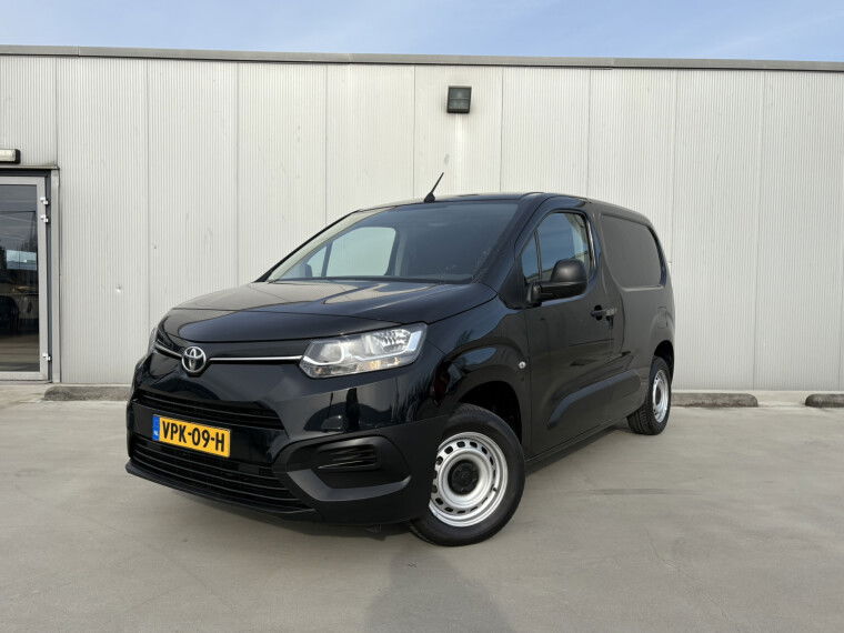 Foto van Toyota PROACE CITY 1.5 D-4D Cool