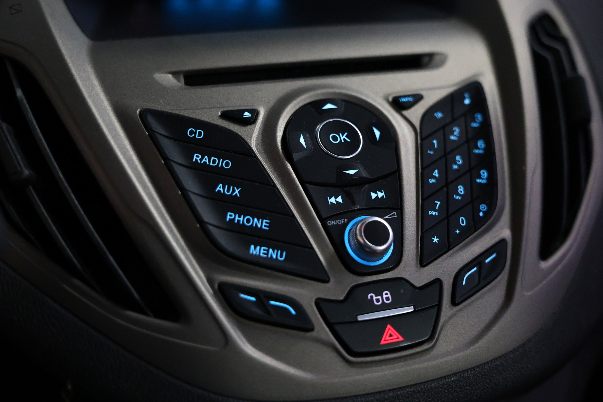 Ford 1.0 Titanium AIRCO CRUISE PDC BT STOELVW '17 - foto 19